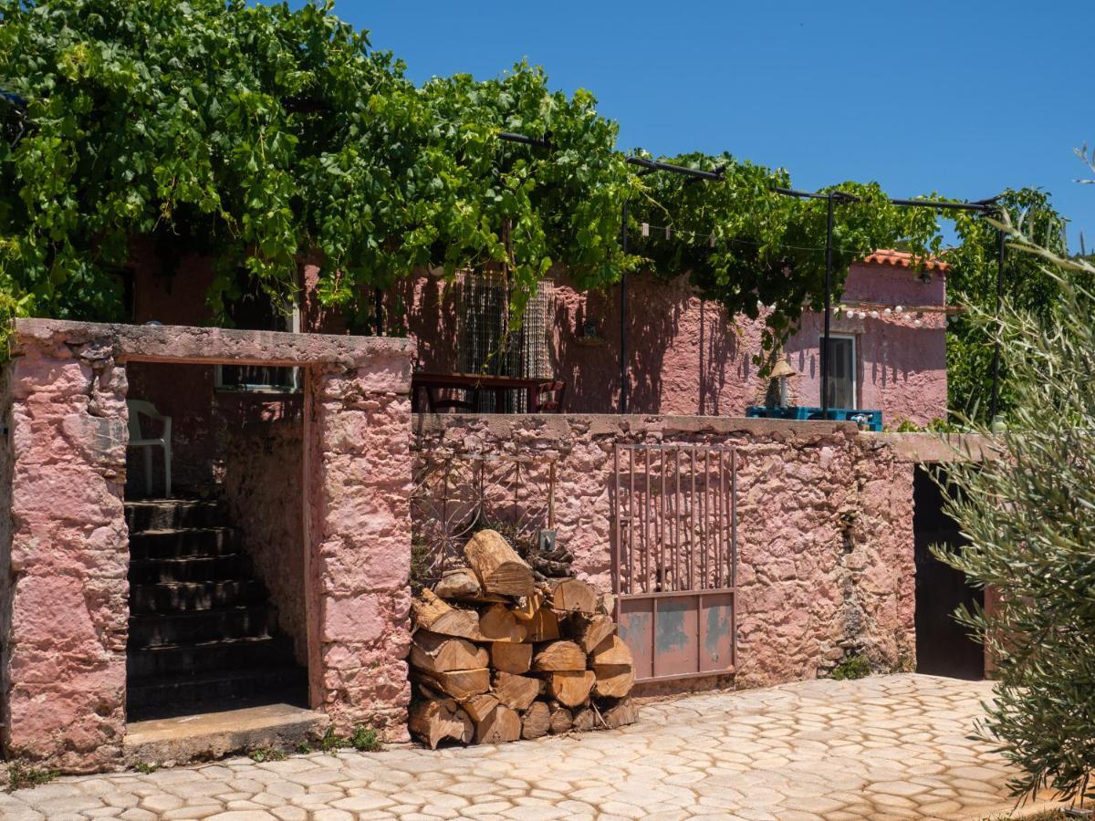 Vintage Stone-Built Country Cottage In Richea Kouloureika Екстер'єр фото