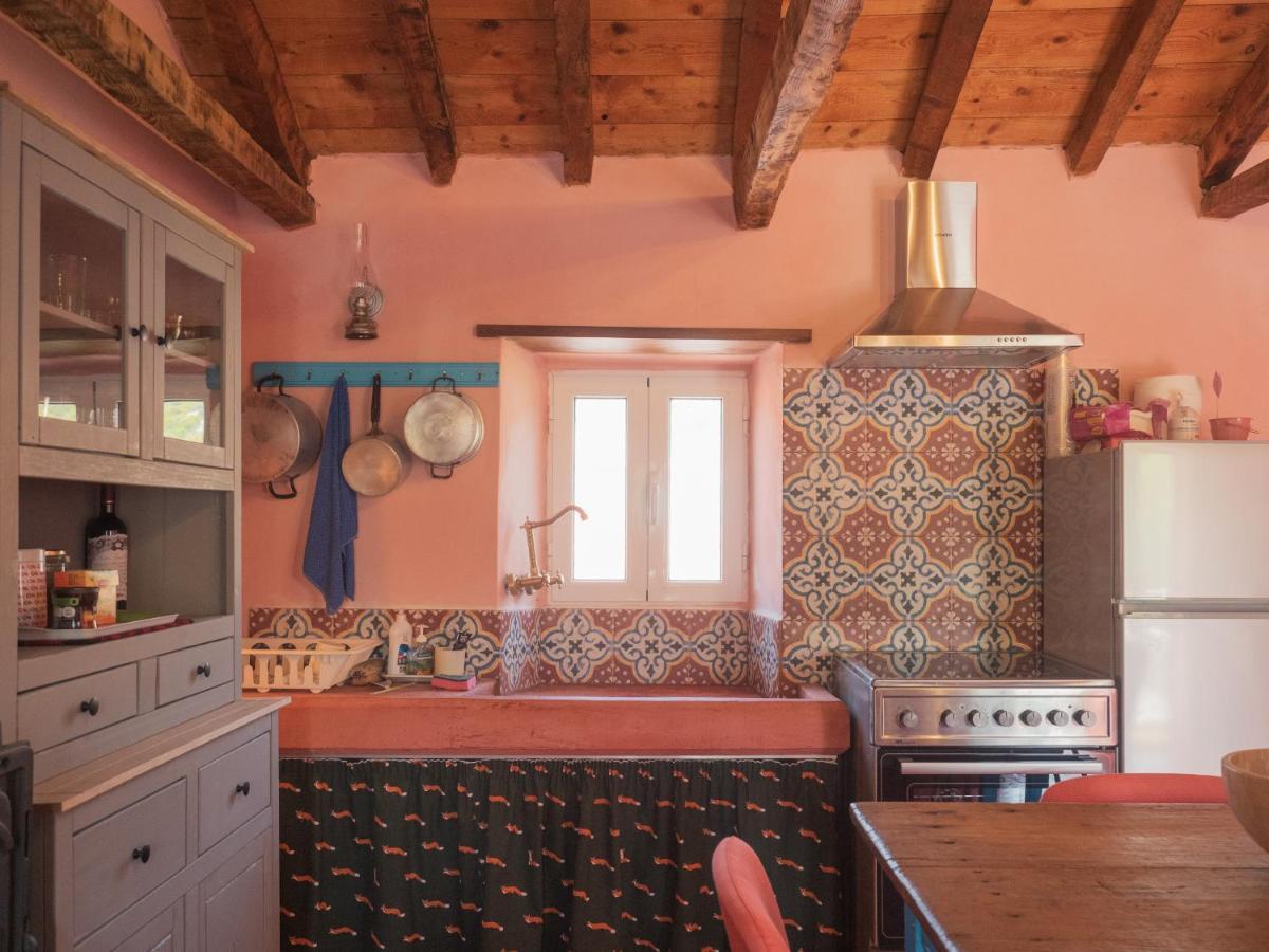 Vintage Stone-Built Country Cottage In Richea Kouloureika Екстер'єр фото
